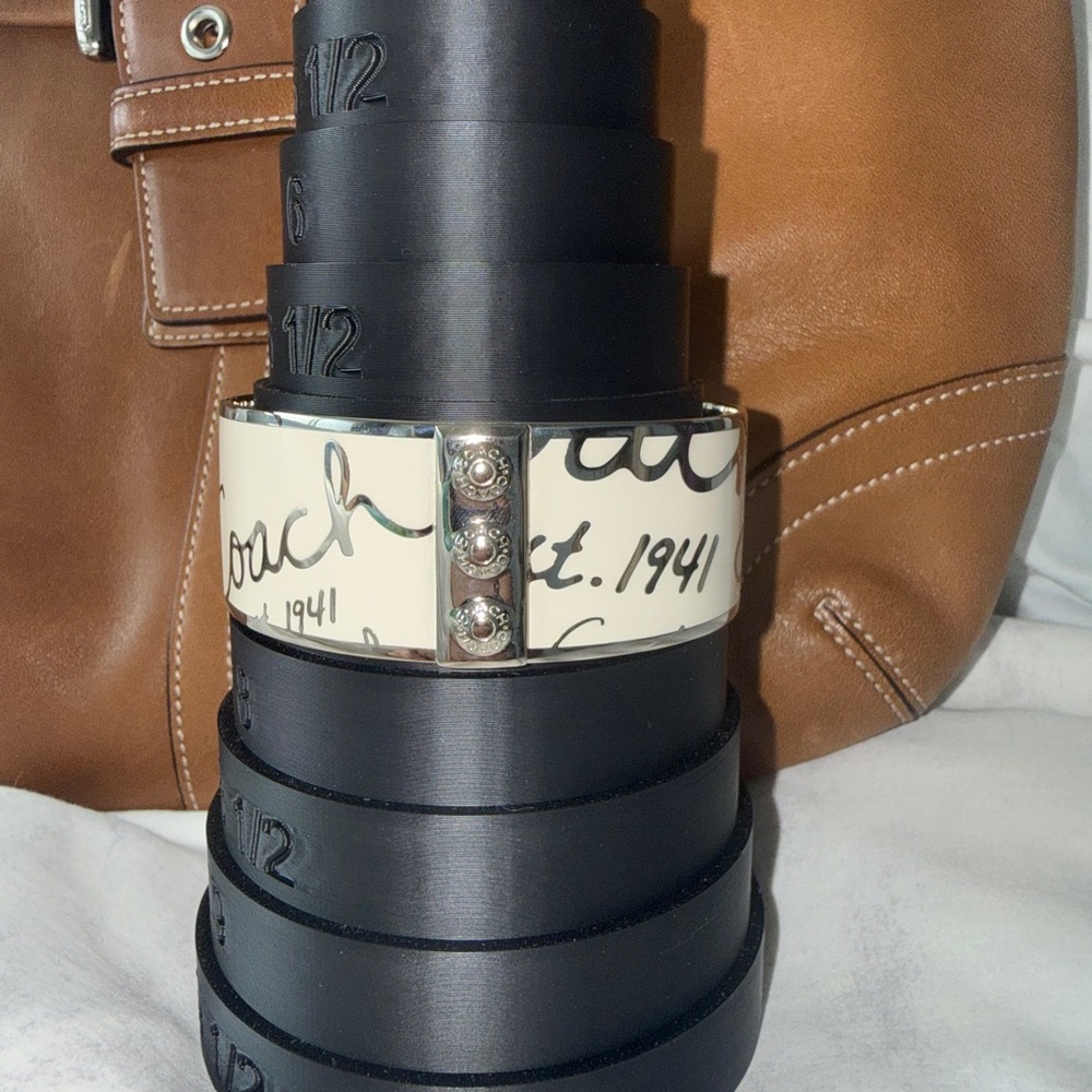 Coach Bangle - image 6